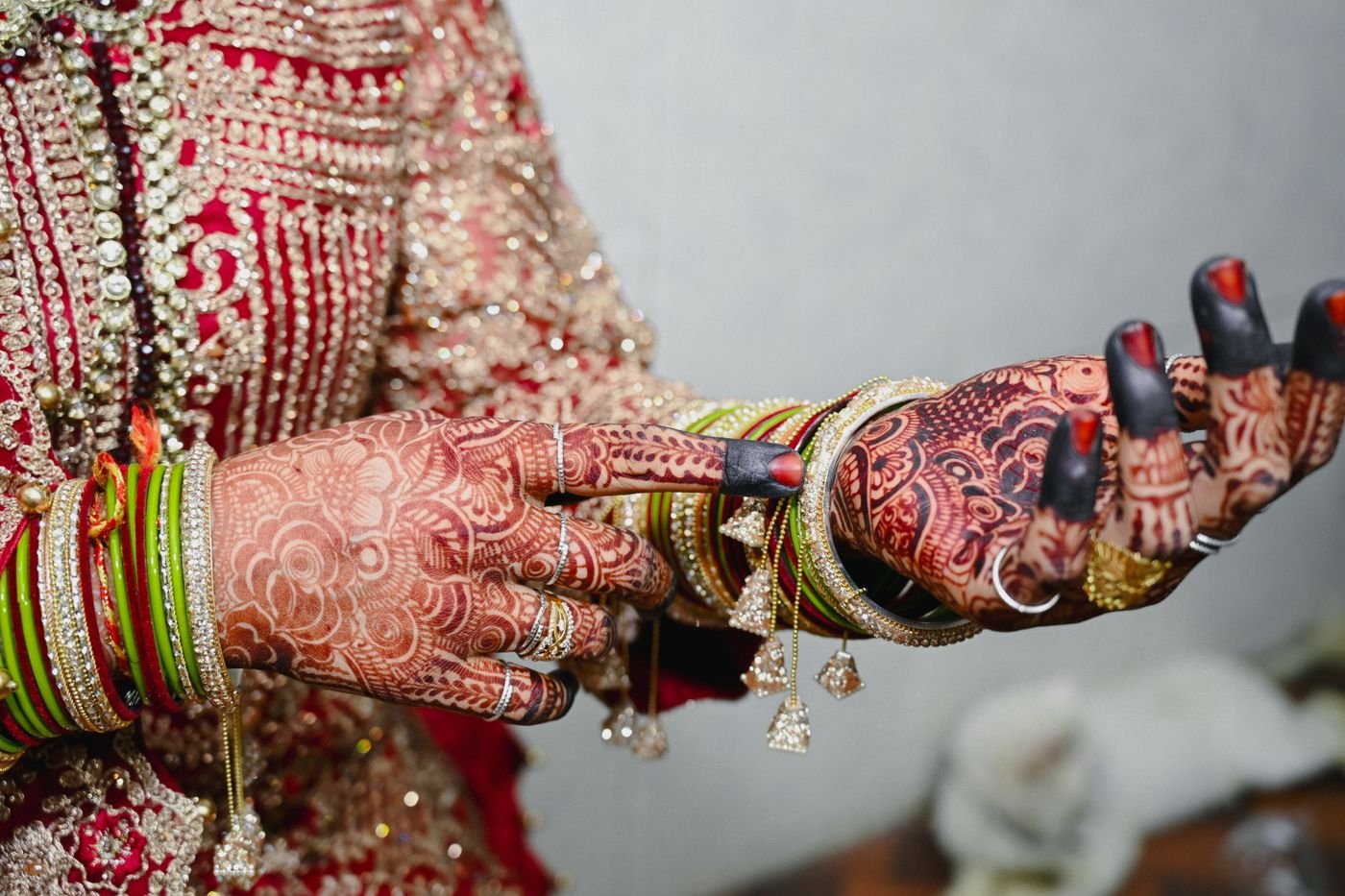Royal Kundan Bridal Bangle Set view 3