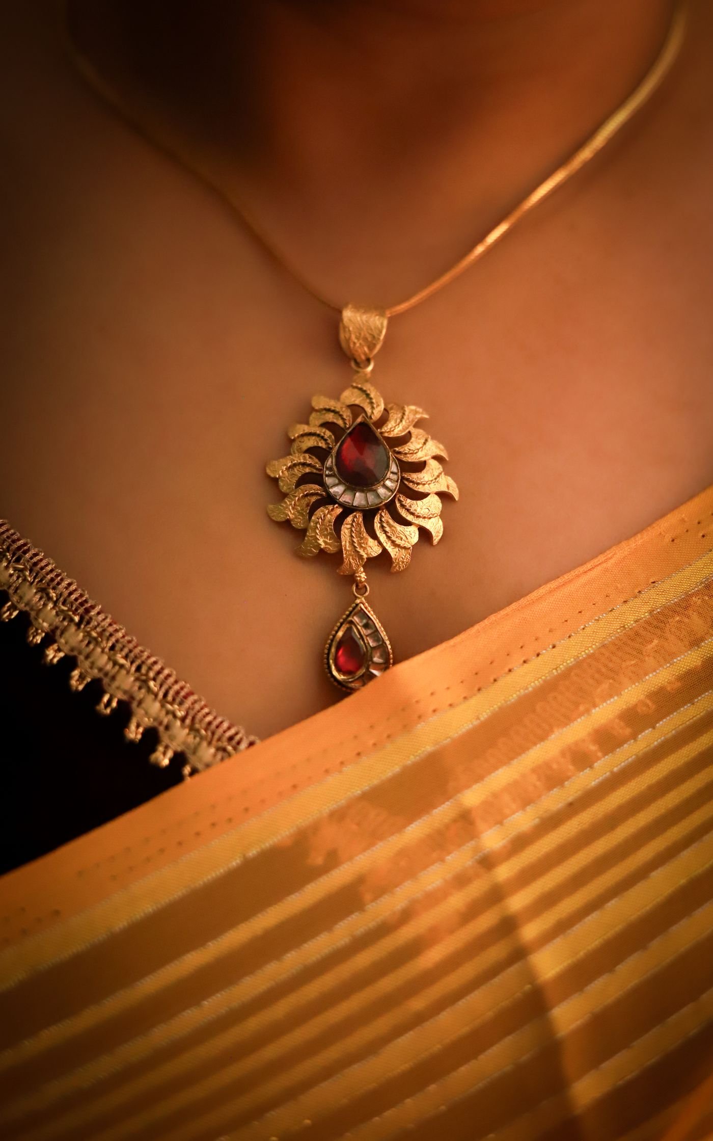 Kundan Pendant Necklace